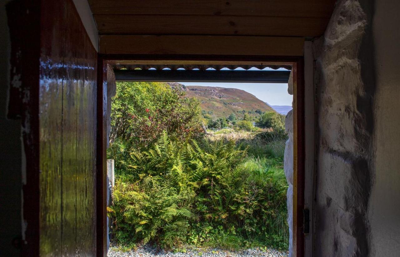 Half Of 12 Camustianavaig Villa Camastianavaig Eksteriør bilde
